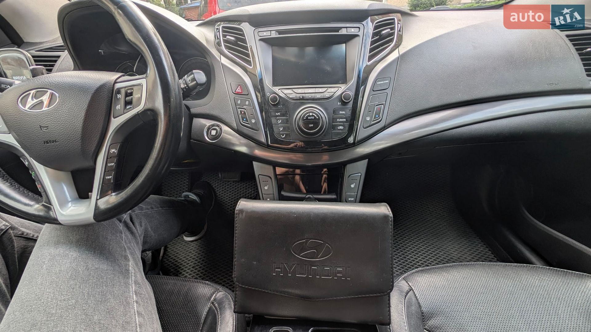 Hyundai i40 2011 VIN KMHLC81UBCU018513 фото оголошення 11 з 12