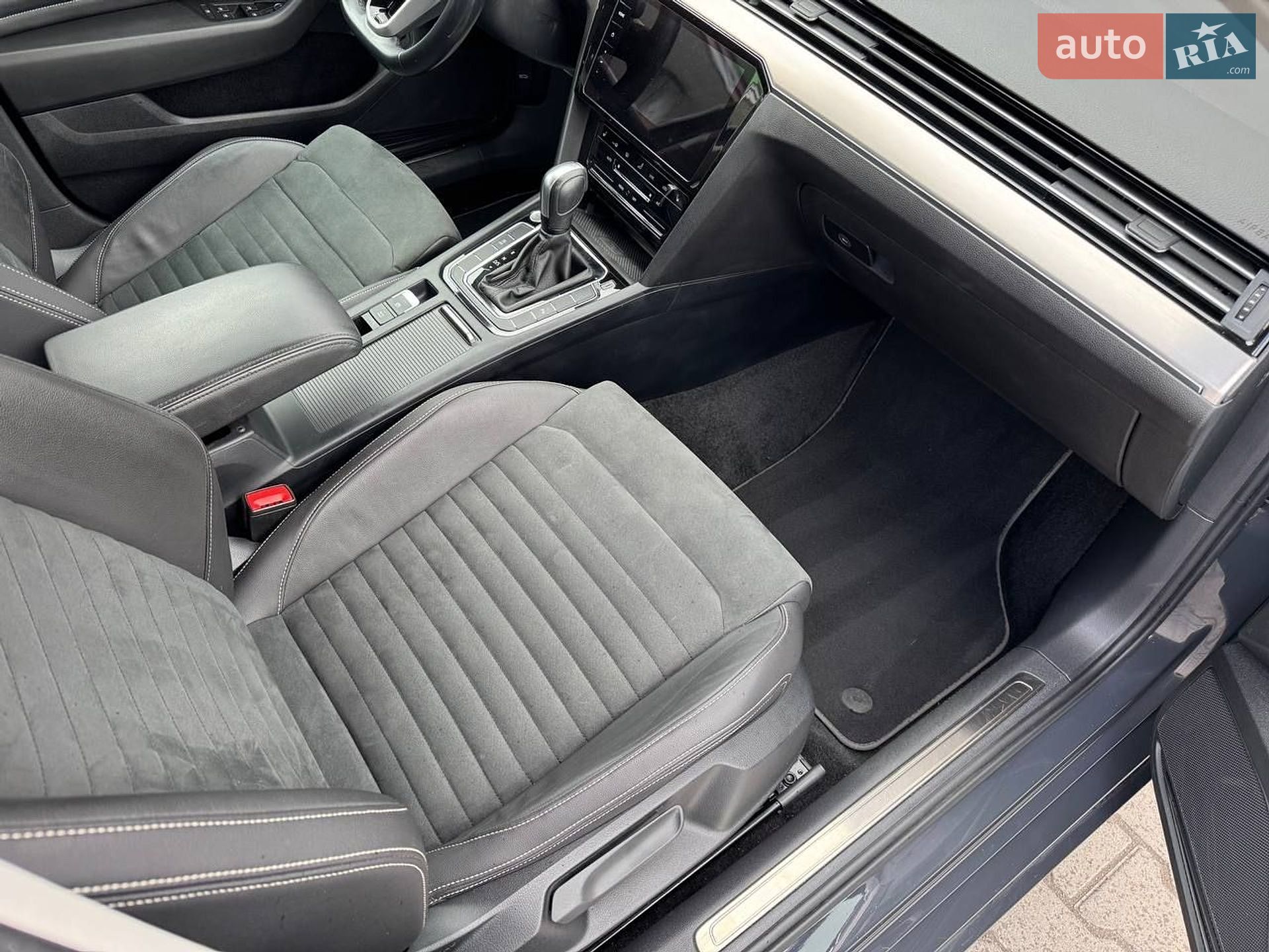 Volkswagen Passat 2021 VIN WVWZZZ3CZME109062 фото оголошення 23 з 32