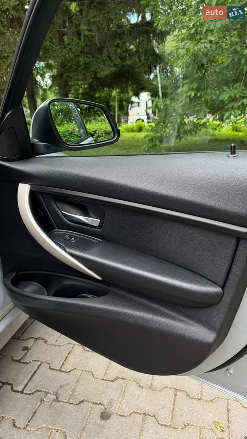 BMW 3 Series 2015 VIN WBA8A3C53GK551513 фото оголошення 49 з 60