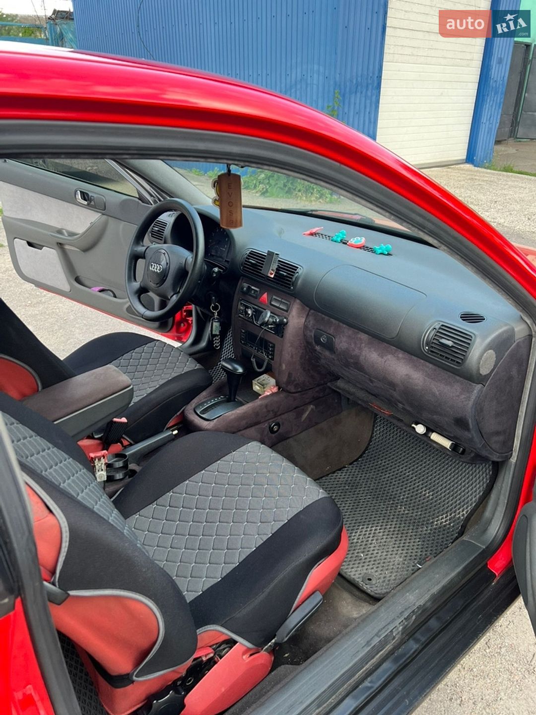Audi A3 1997 VIN WAUZZZ8LZVA082913 фото оголошення 7 з 11