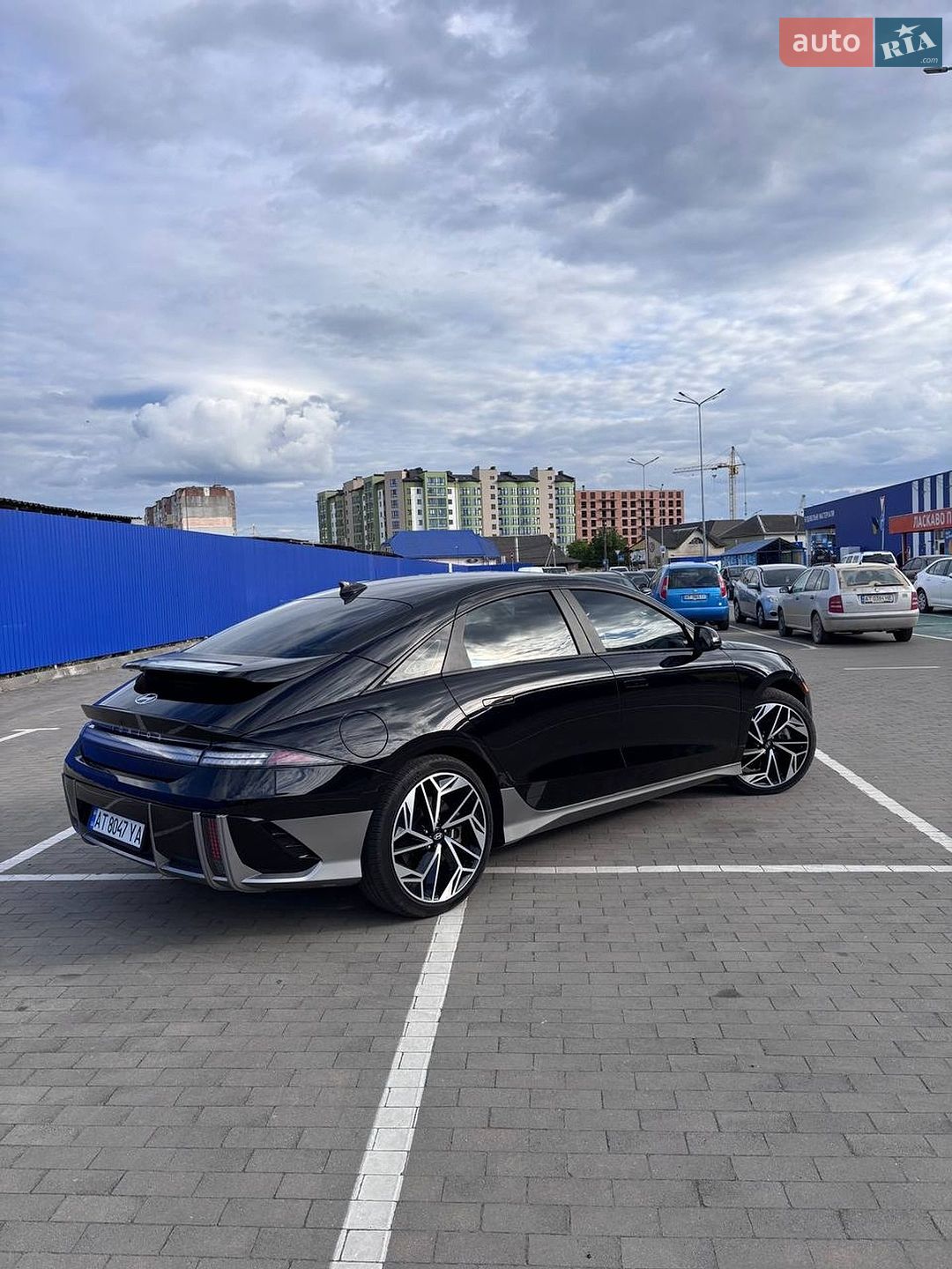 Hyundai Ioniq 6 2023 VIN KMHM34AC1PA019570 фото оголошення 18 з 57