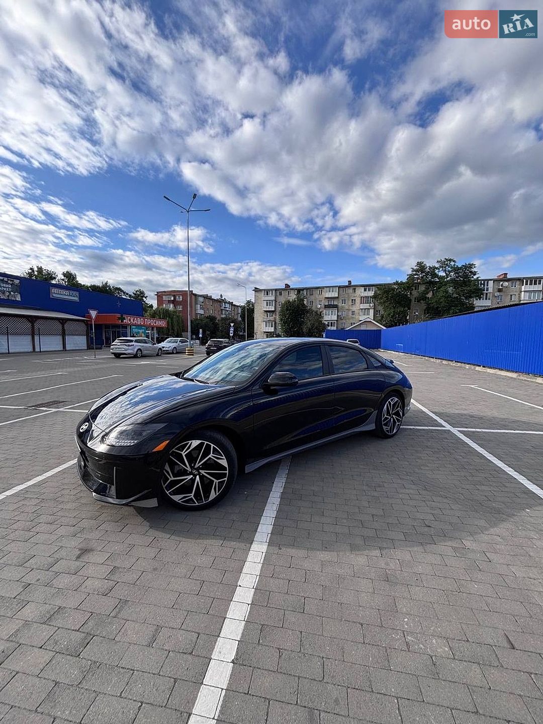 Hyundai Ioniq 6 2023 VIN KMHM34AC1PA019570 фото оголошення 14 з 57
