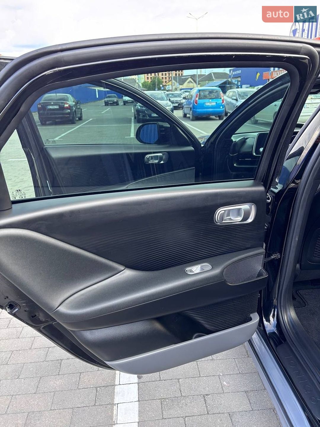 Hyundai Ioniq 6 2023 VIN KMHM34AC1PA019570 фото оголошення 39 з 57