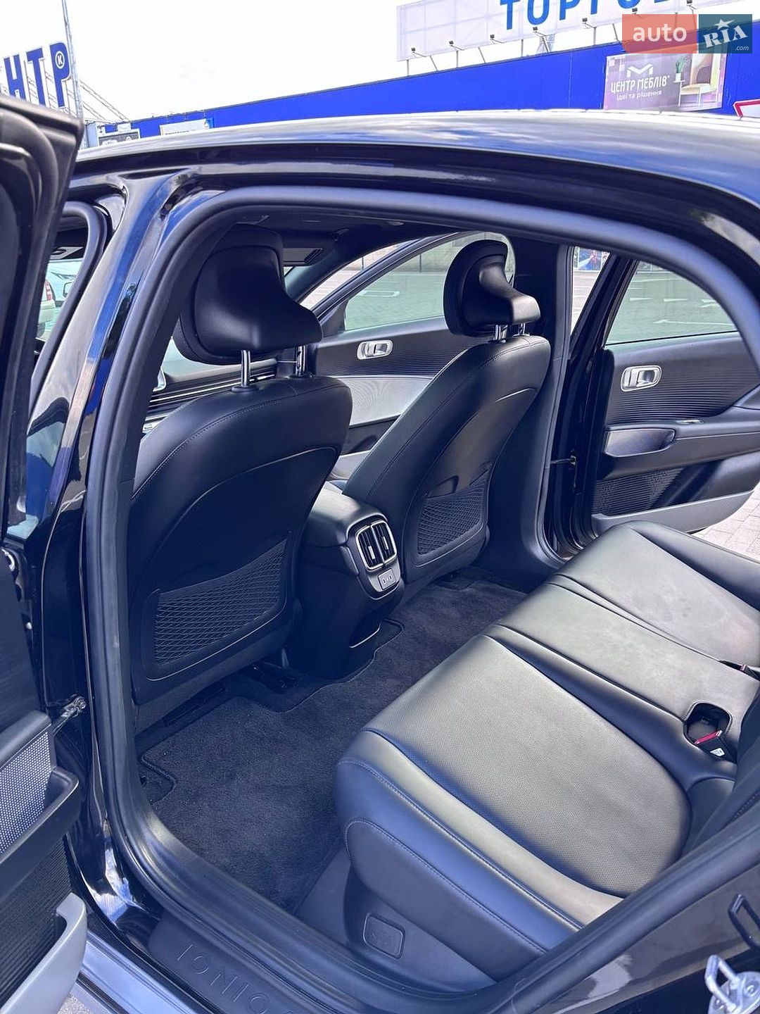 Hyundai Ioniq 6 2023 VIN KMHM34AC1PA019570 фото оголошення 40 з 57