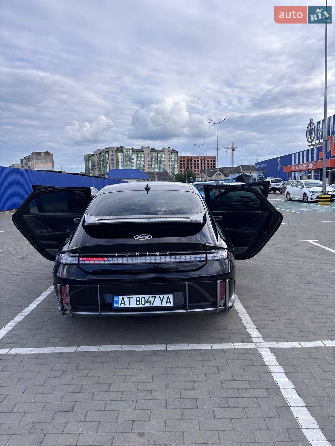 Hyundai Ioniq 6 2023 VIN KMHM34AC1PA019570 фото оголошення 27 з 57