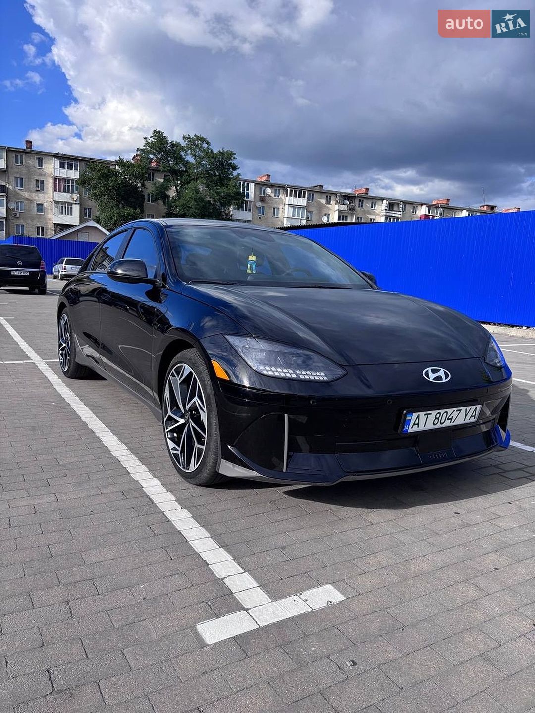 Hyundai Ioniq 6 2023 VIN KMHM34AC1PA019570 фото оголошення 5 з 57