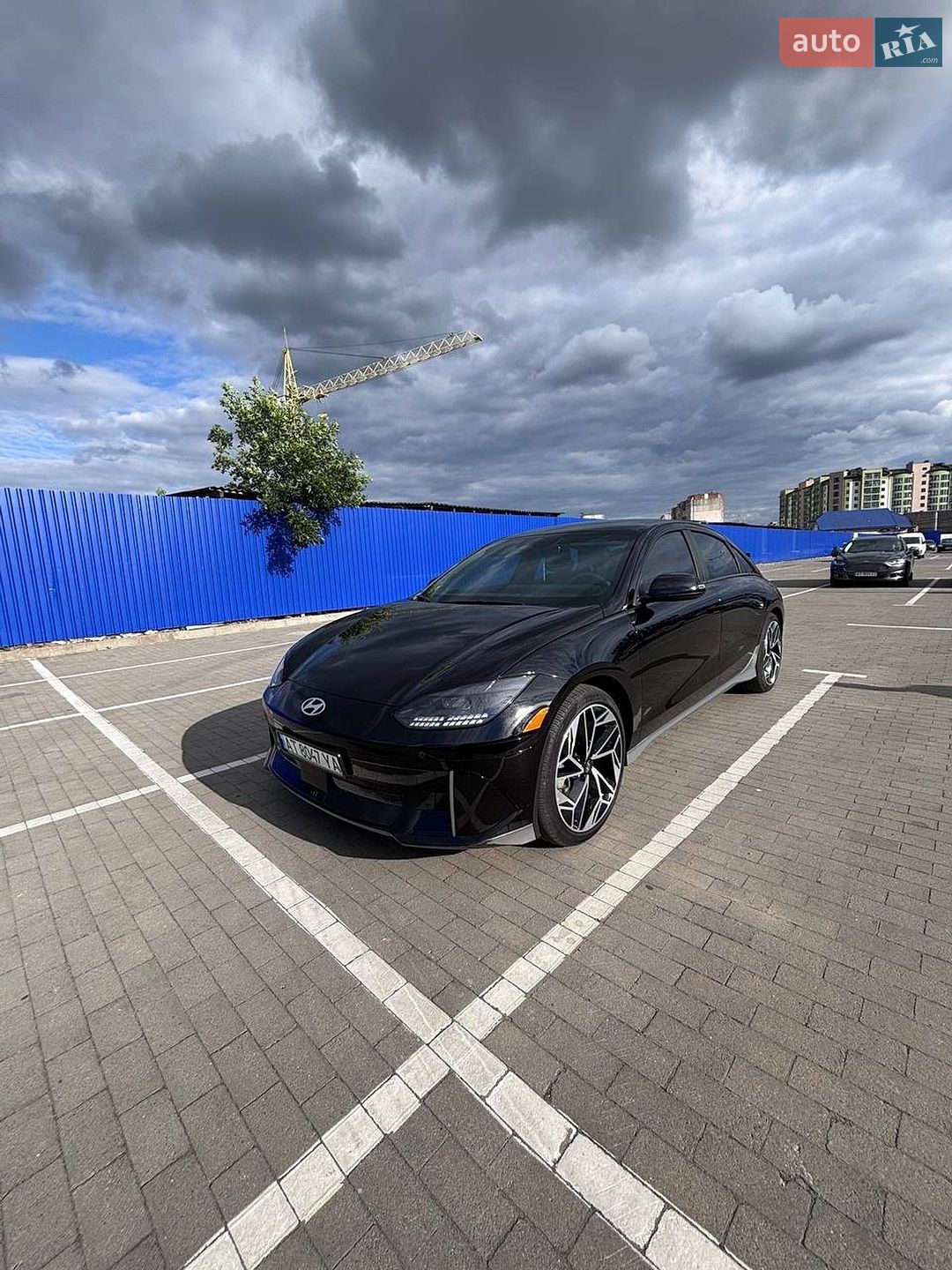 Hyundai Ioniq 6 2023 VIN KMHM34AC1PA019570 фото оголошення 7 з 57