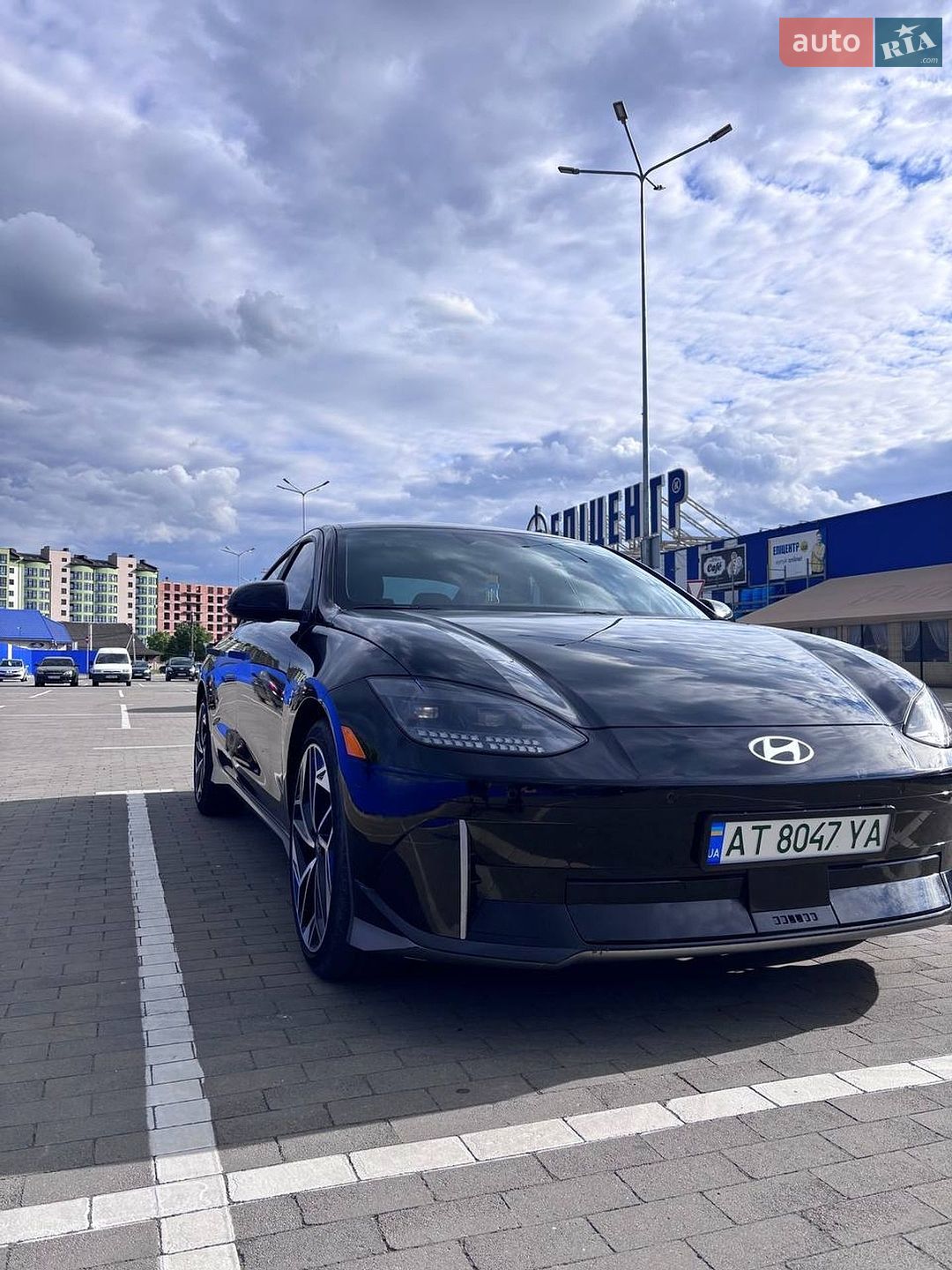 Hyundai Ioniq 6 2023 VIN KMHM34AC1PA019570 фото оголошення 11 з 57