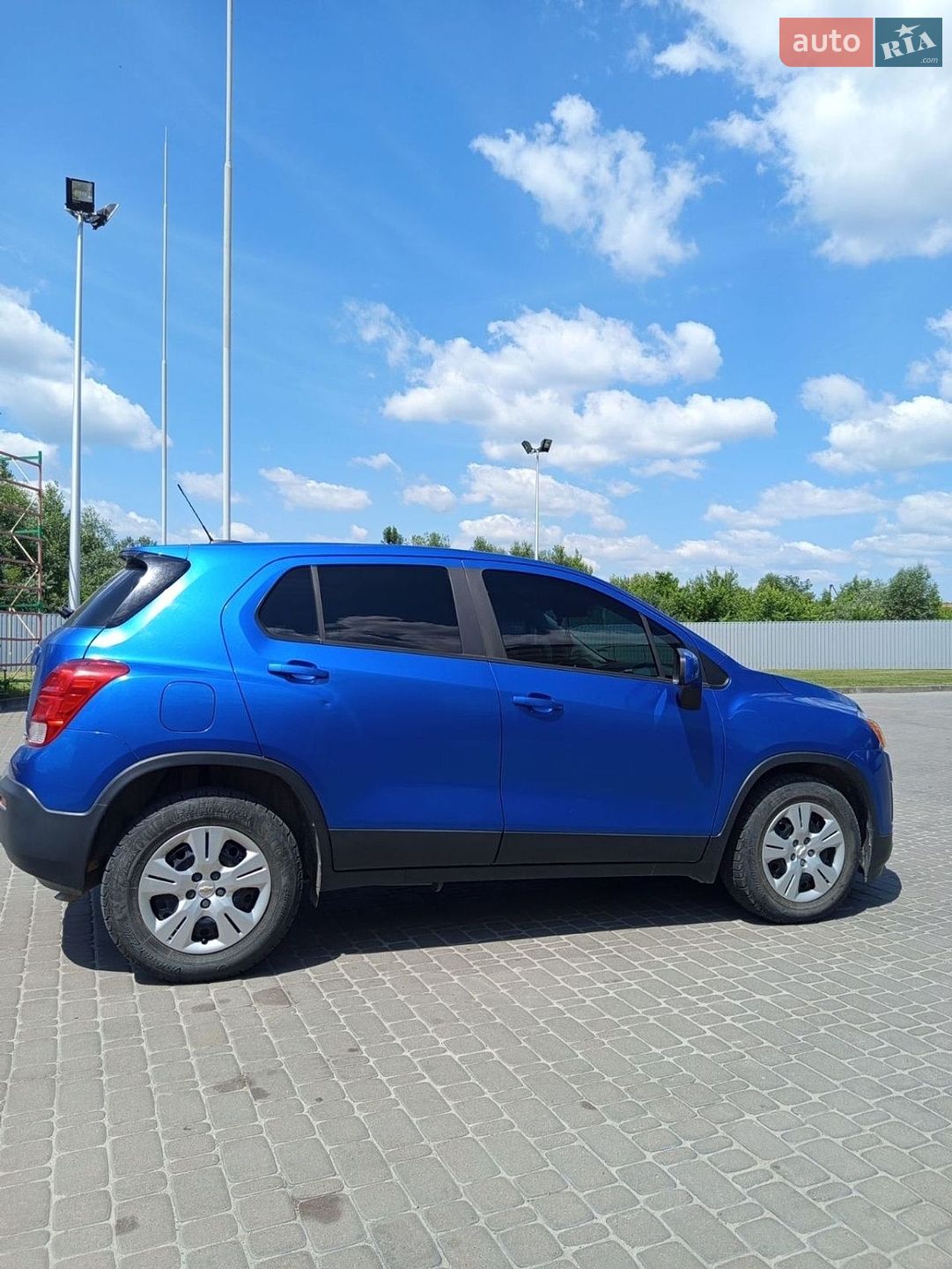 Chevrolet Trax 2016 VIN KL7CJKSB2GB757529 фото оголошення 8 з 32