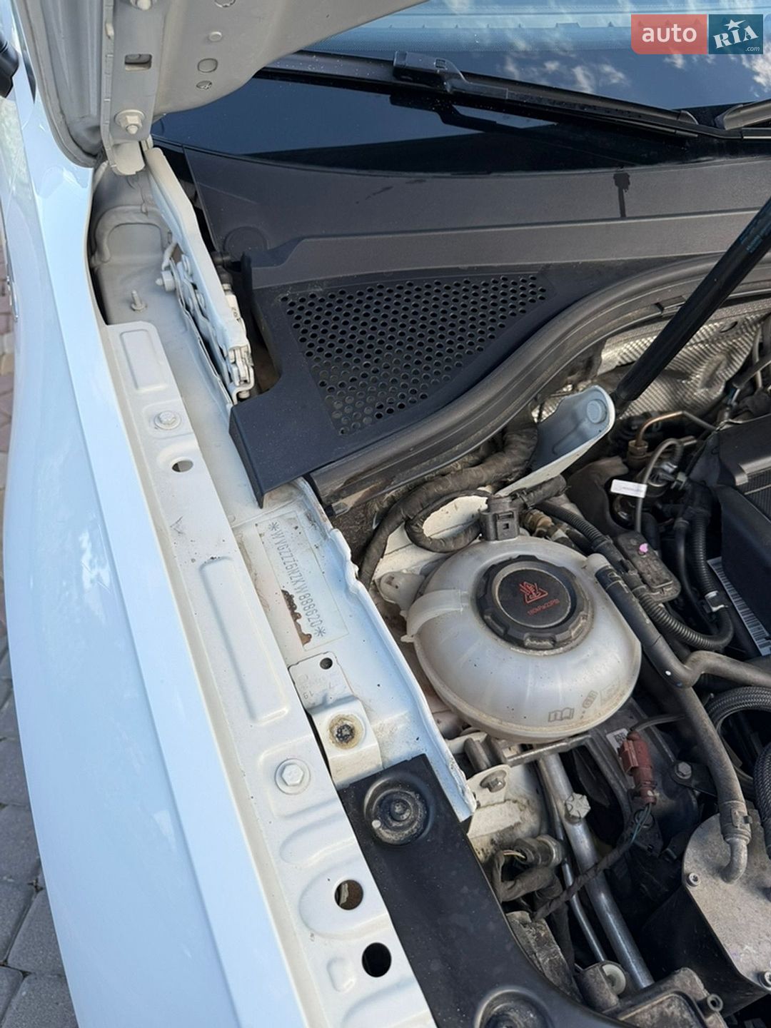 Volkswagen Tiguan 2019 VIN WVGZZZ5NZKW888620 фото оголошення 48 з 48