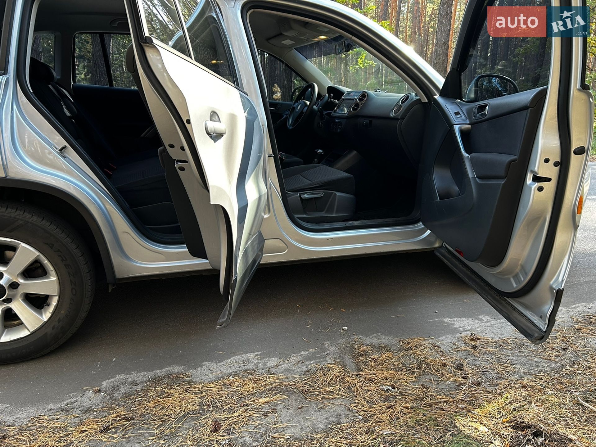 Volkswagen Tiguan 2009 VIN WVGAV75N49W530254 фото оголошення 18 з 21