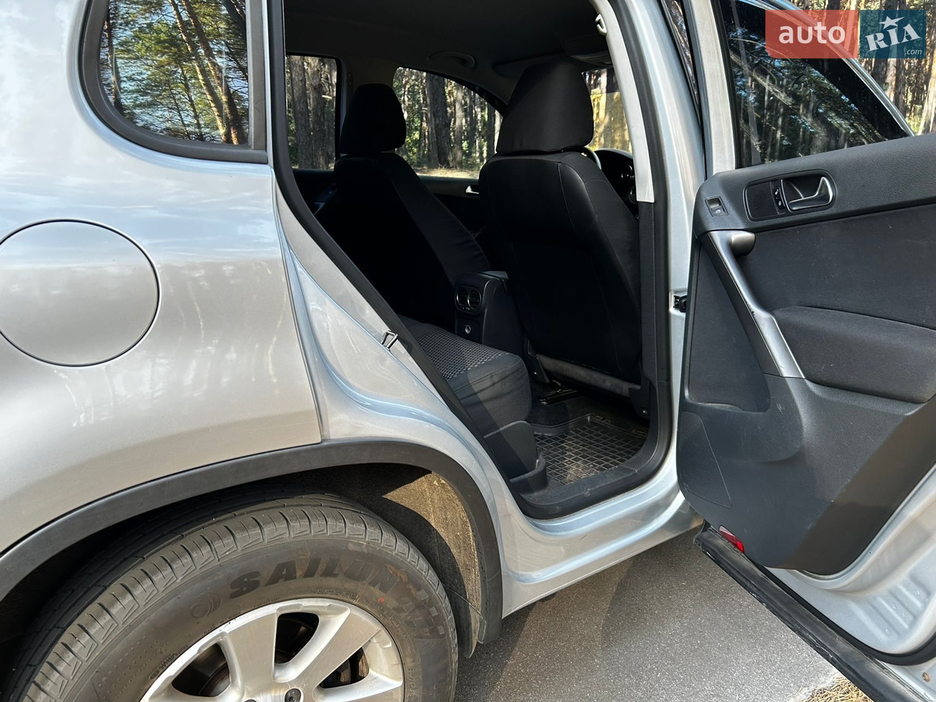 Volkswagen Tiguan 2009 VIN WVGAV75N49W530254 фото оголошення 16 з 21