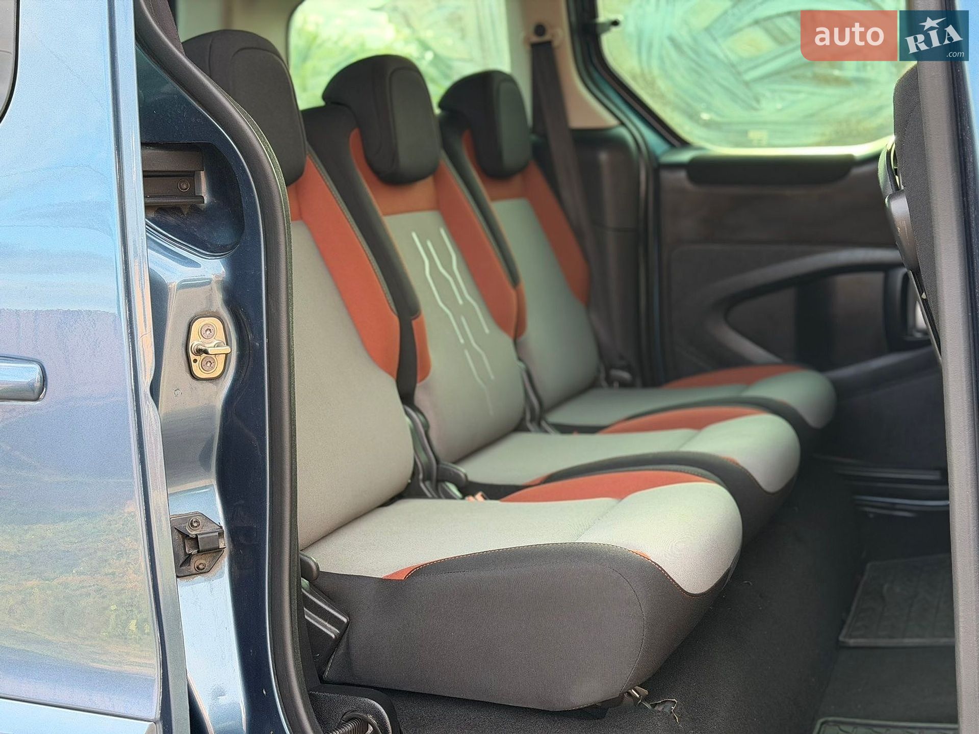 Peugeot Partner 2016 VIN VF37JBHW6GJ673077 фото оголошення 18 з 32