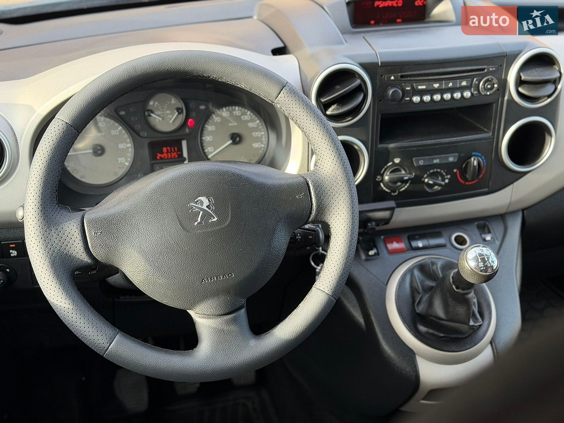 Peugeot Partner 2016 VIN VF37JBHW6GJ673077 фото оголошення 17 з 32
