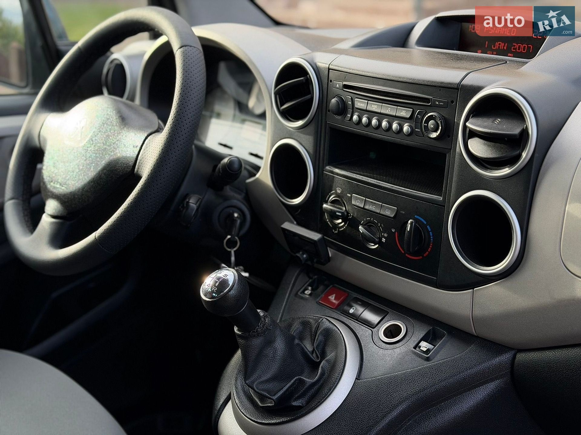 Peugeot Partner 2016 VIN VF37JBHW6GJ673077 фото оголошення 22 з 32