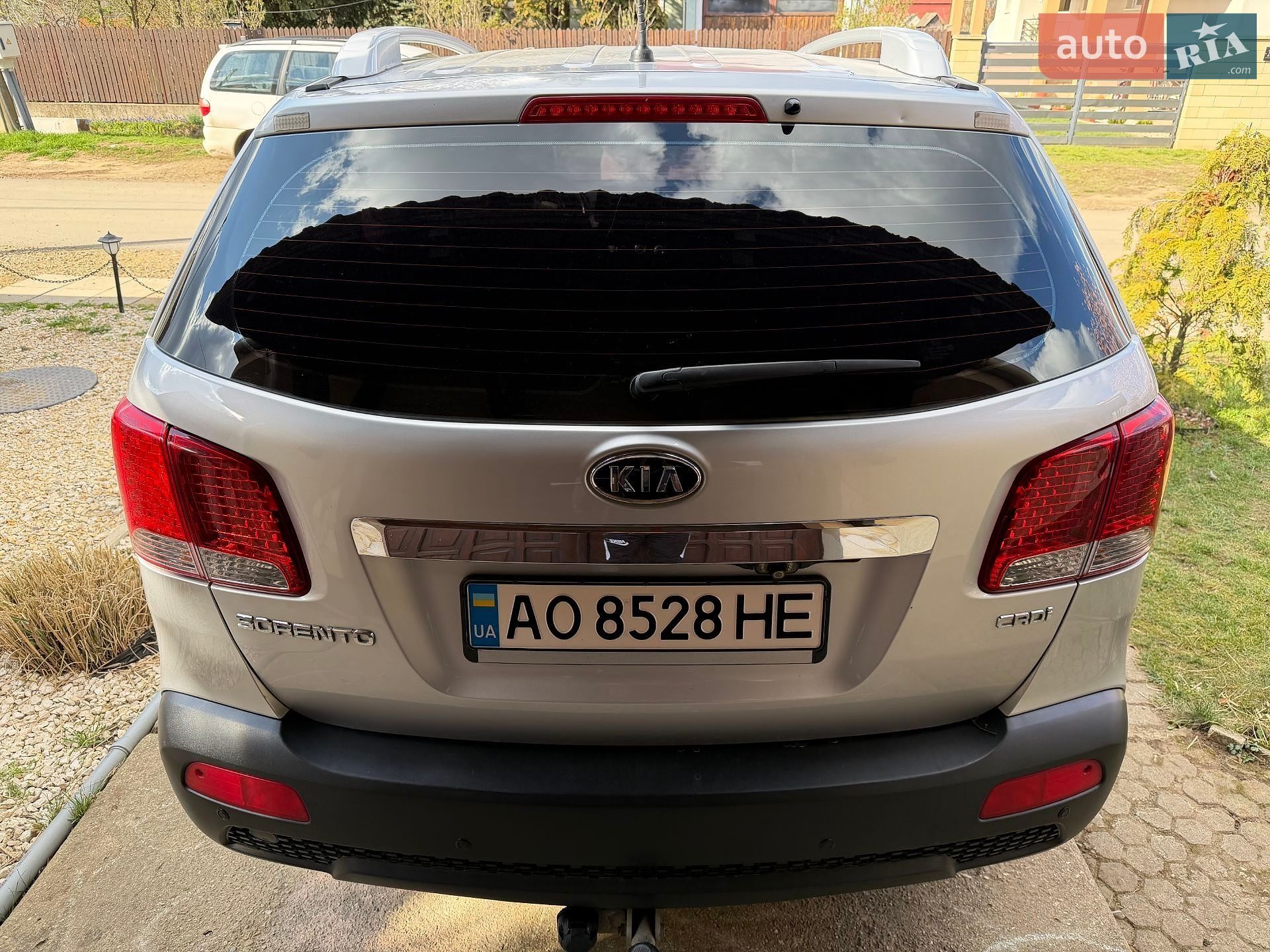 Kia Sorento 2009 VIN KNAKT814AA5046648 фото оголошення 3 з 8