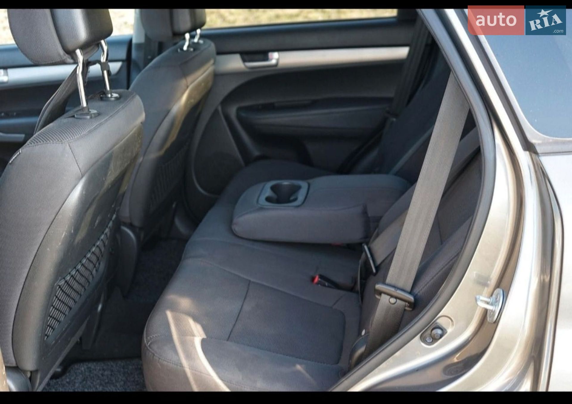 Kia Sorento 2009 VIN KNAKT814AA5046648 фото оголошення 5 з 8