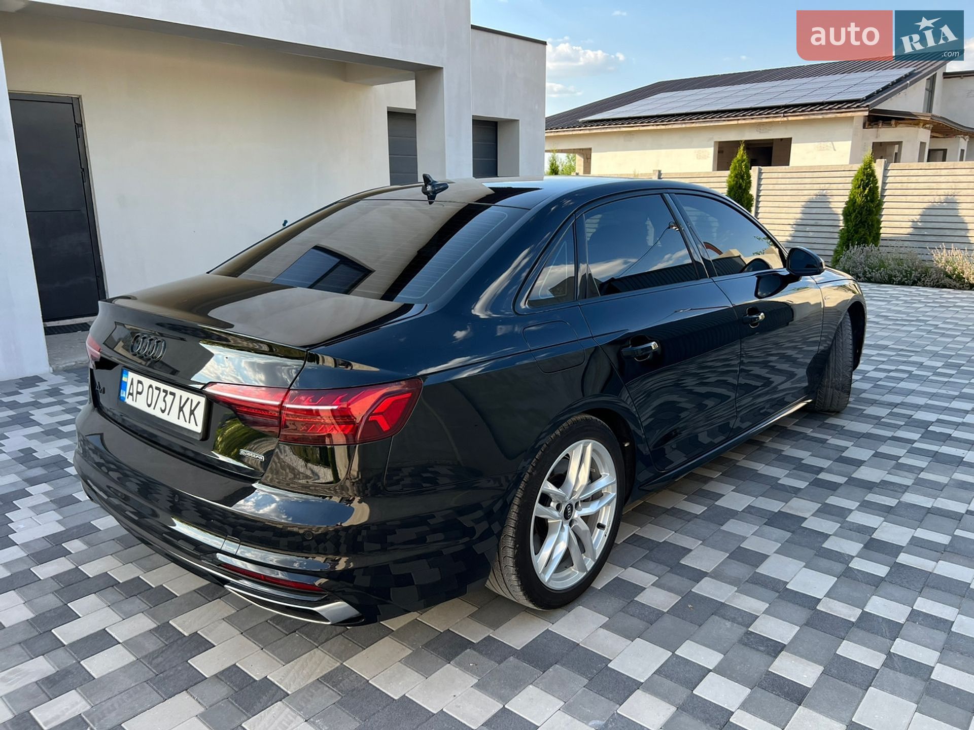 Audi A4 2023 VIN WAUEAAF41RN000315 фото оголошення 6 з 31