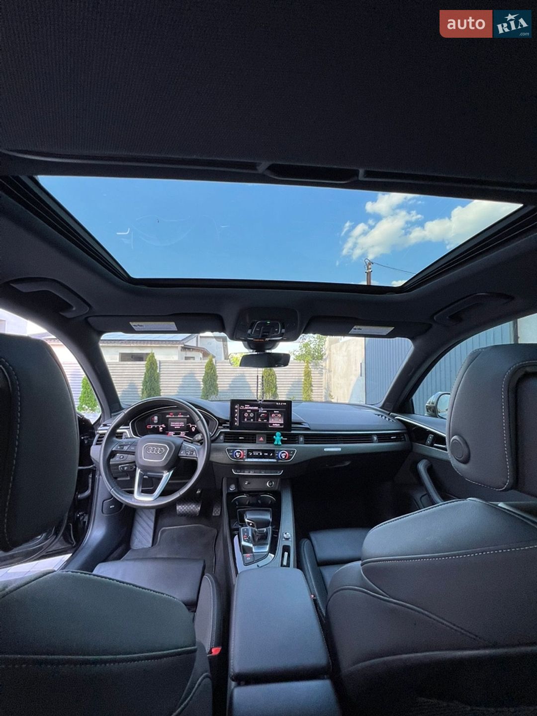 Audi A4 2023 VIN WAUEAAF41RN000315 фото оголошення 19 з 31