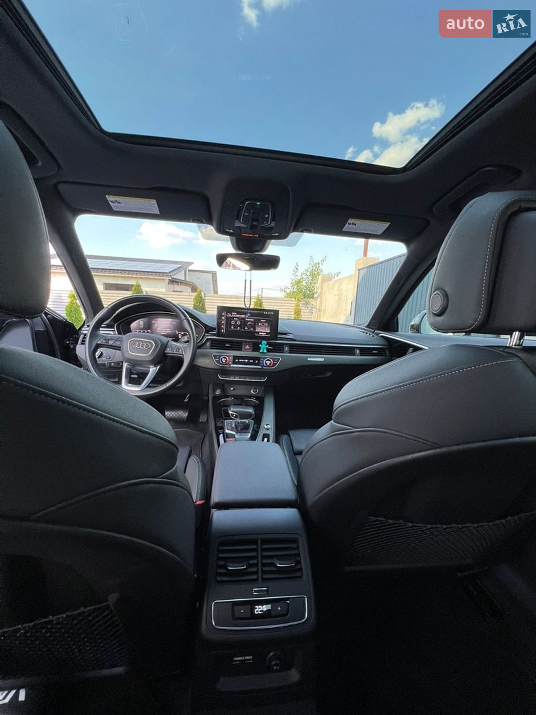 Audi A4 2023 VIN WAUEAAF41RN000315 фото оголошення 21 з 31