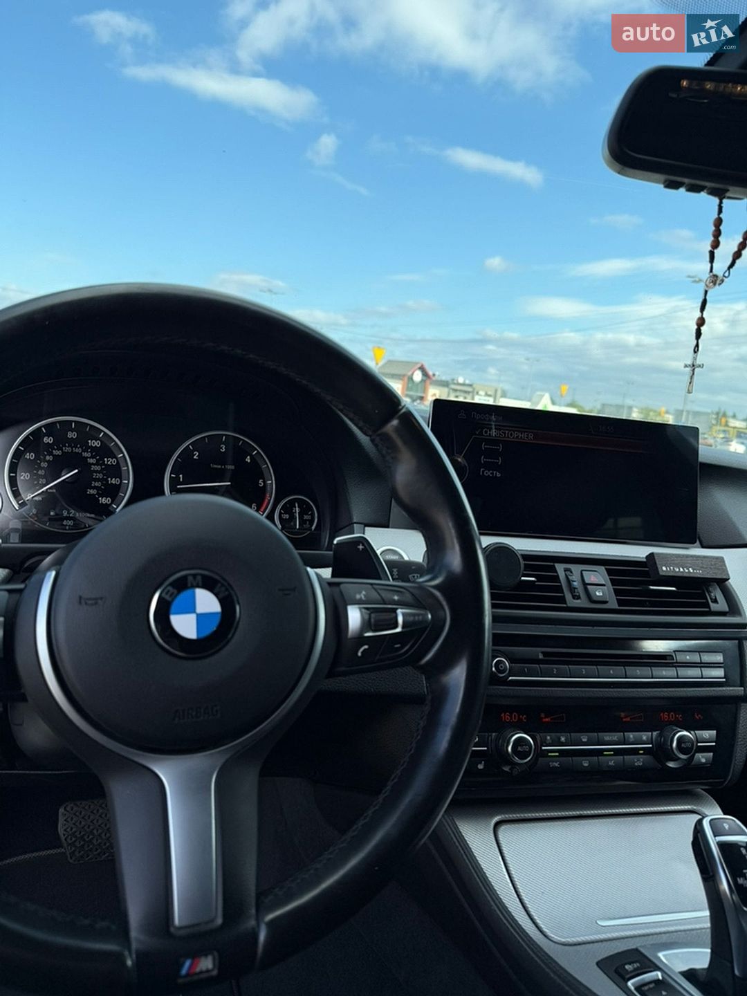 BMW 5 Series 2016 VIN WBAXA5C58GG042513 фото оголошення 13 з 18