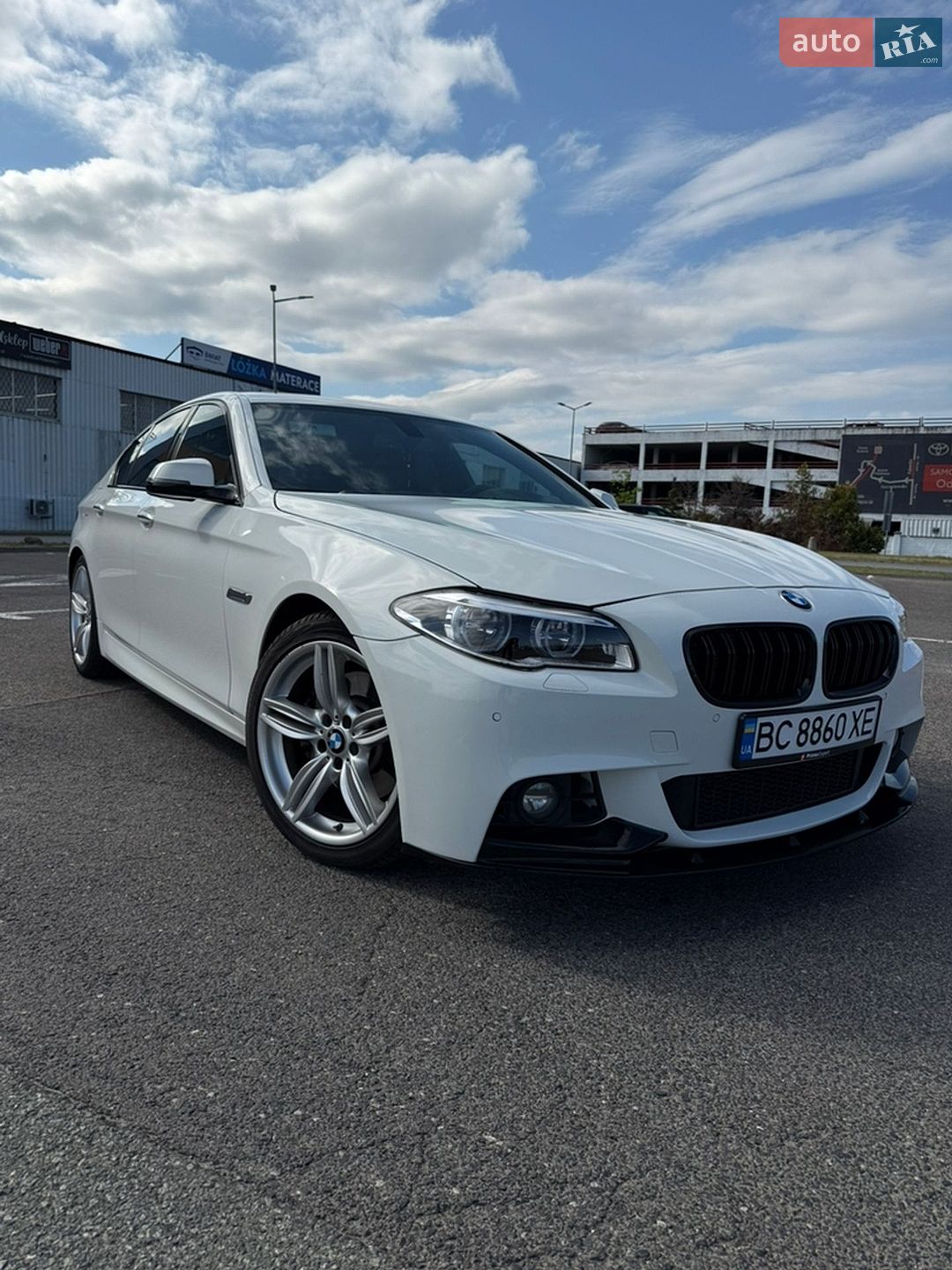 BMW 5 Series 2016 VIN WBAXA5C58GG042513 фото оголошення 15 з 18