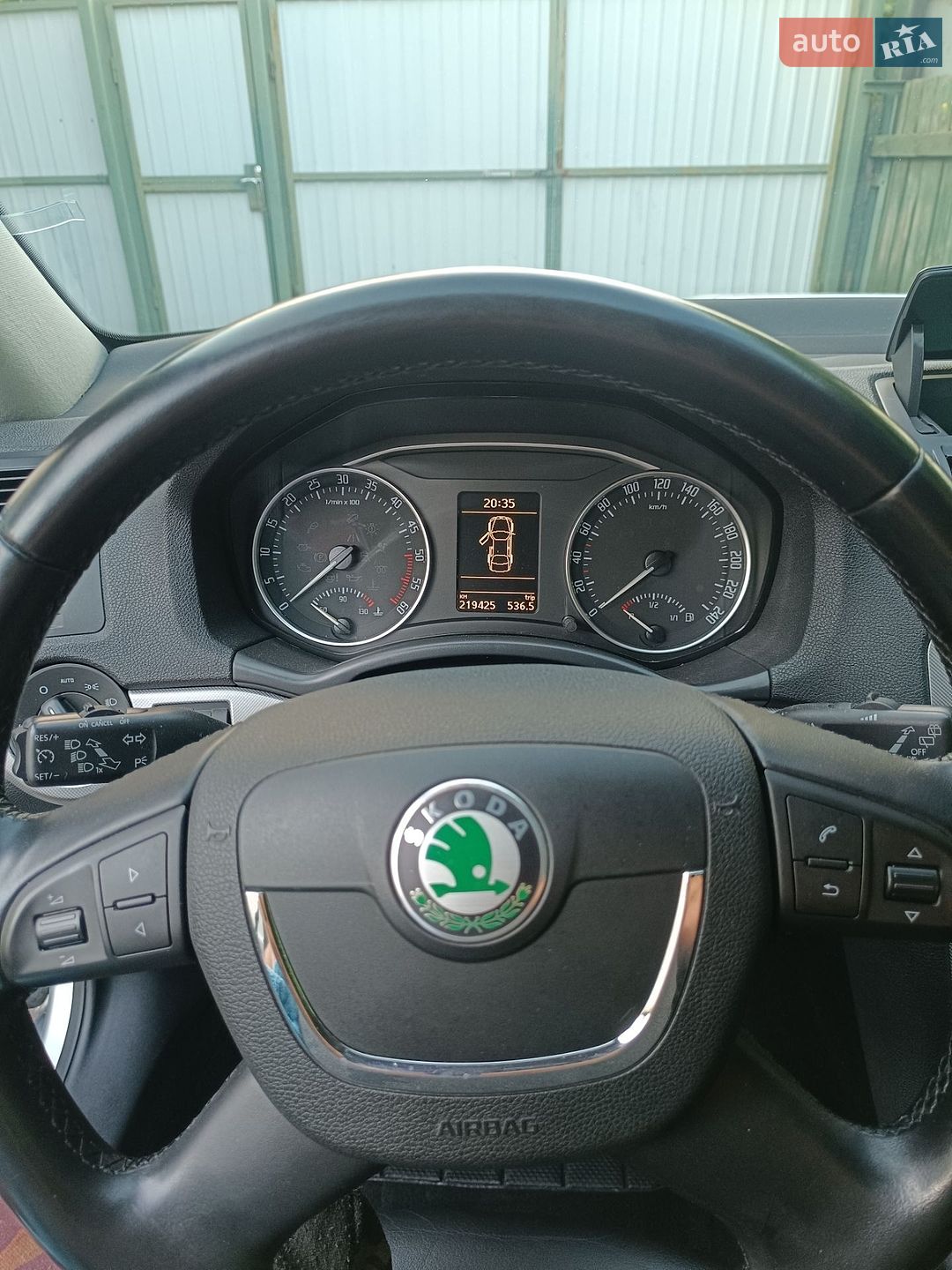 Skoda Octavia 2012 VIN TMBKT61Z6C2164412 фото оголошення 2 з 33