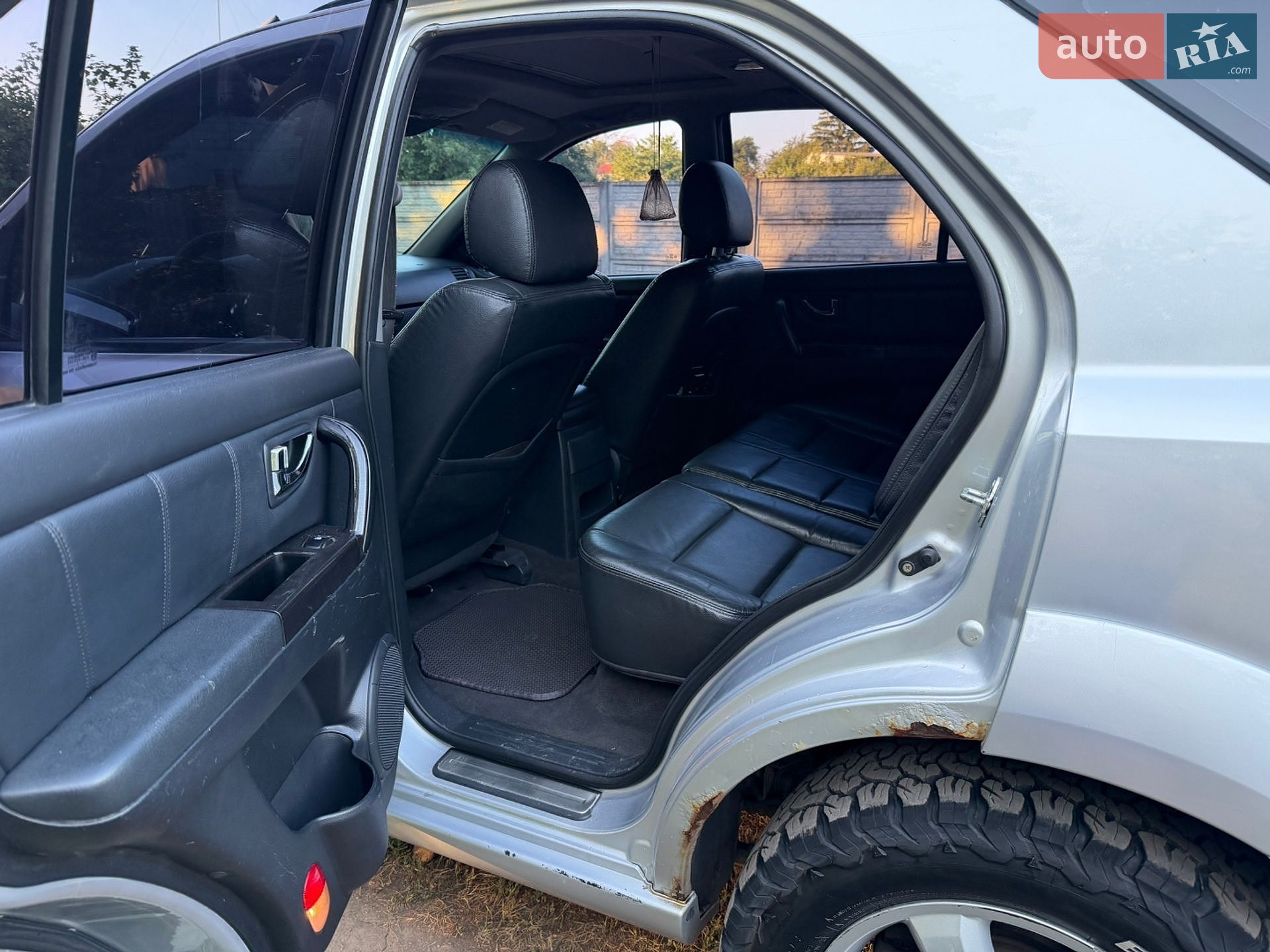 Kia Sorento 2007 VIN KNEJC524875757059 фото оголошення 15 з 19