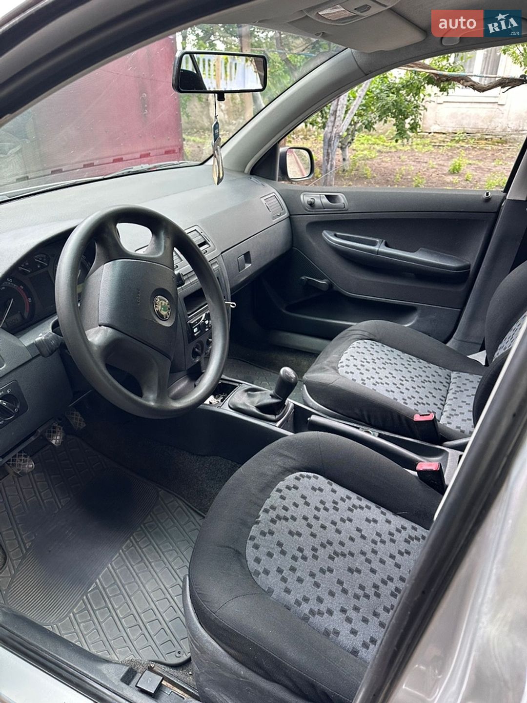 Skoda Fabia 2006 VIN TMBPY16Y66B052336 фото оголошення 10 з 12