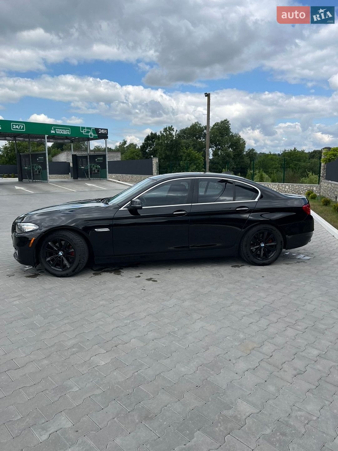 BMW 5 Series 2015 VIN WBA5A7C50GG146903 фото оголошення 3 з 31