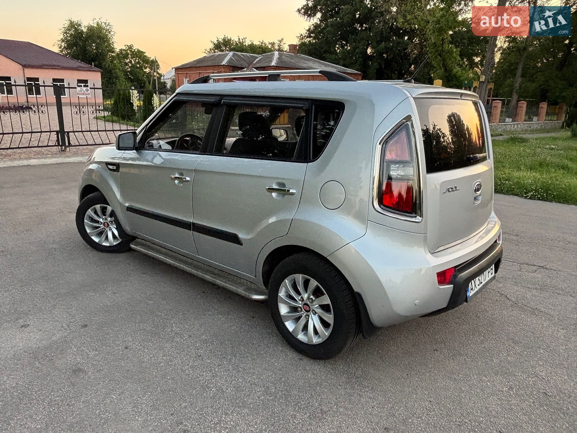 Kia Soul 2010 VIN Y6DJT811BB7719199 фото оголошення 13 з 21