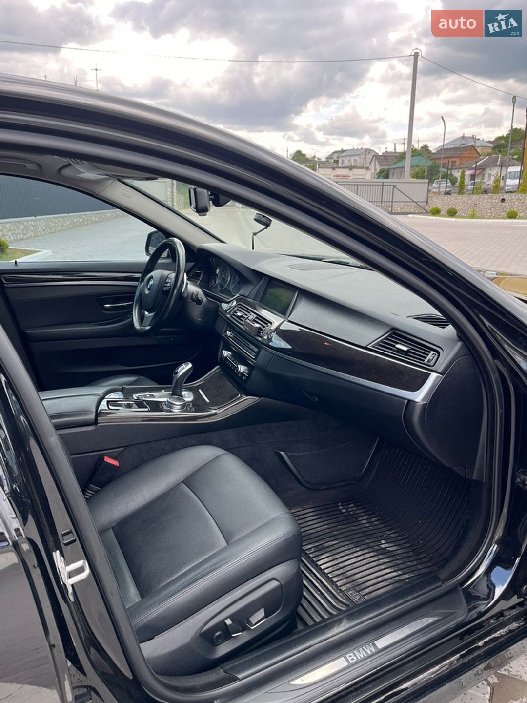 BMW 5 Series 2015 VIN WBA5A7C50GG146903 фото оголошення 22 з 31