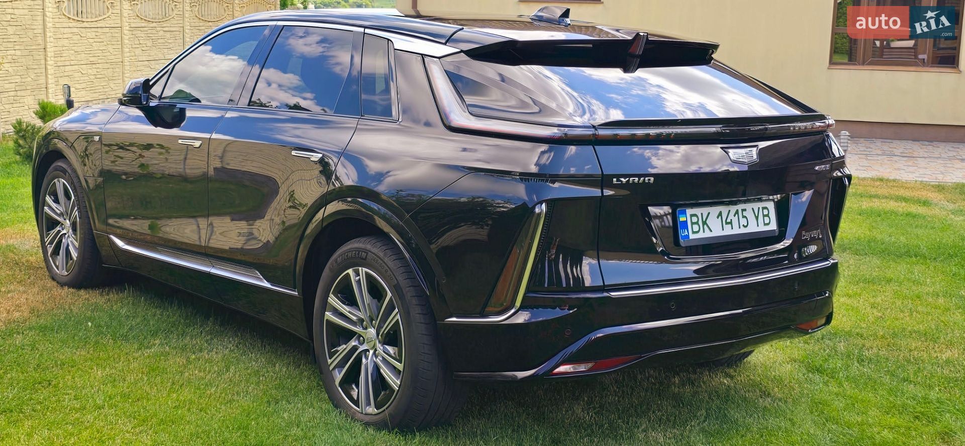 Cadillac Lyriq 2024 VIN 1GYKPPRK1RZ137520 фото оголошення 6 з 56