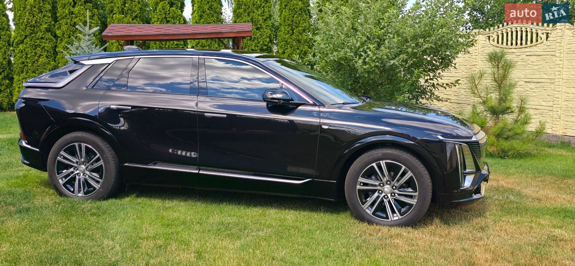 Cadillac Lyriq 2024 VIN 1GYKPPRK1RZ137520 фото оголошення 10 з 56
