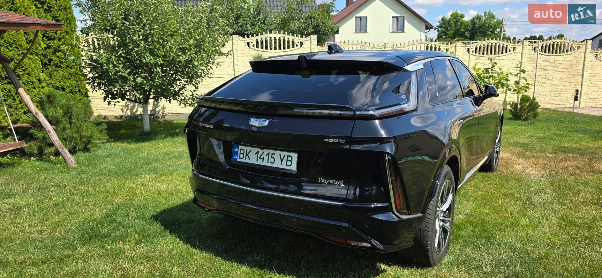 Cadillac Lyriq 2024 VIN 1GYKPPRK1RZ137520 фото оголошення 16 з 56