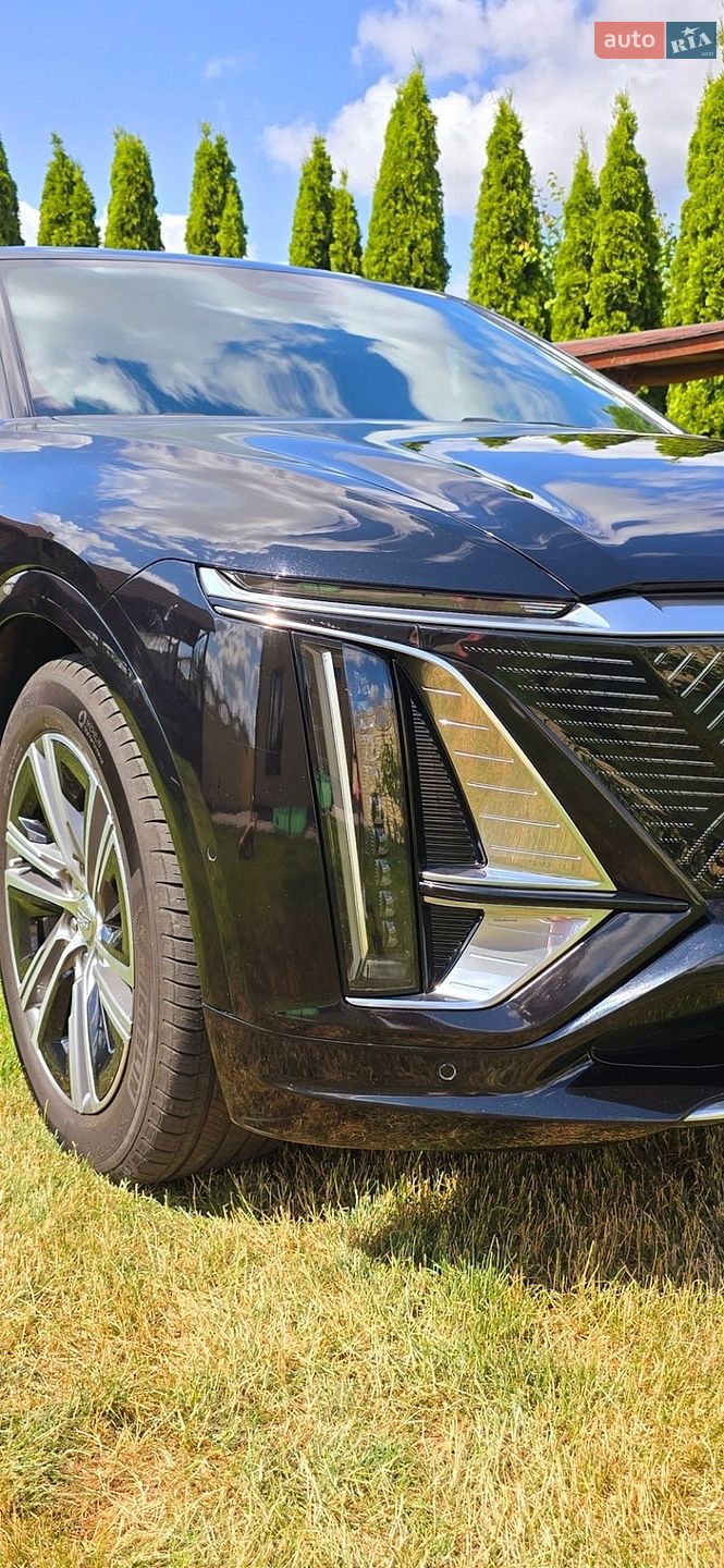 Cadillac Lyriq 2024 VIN 1GYKPPRK1RZ137520 фото оголошення 18 з 56