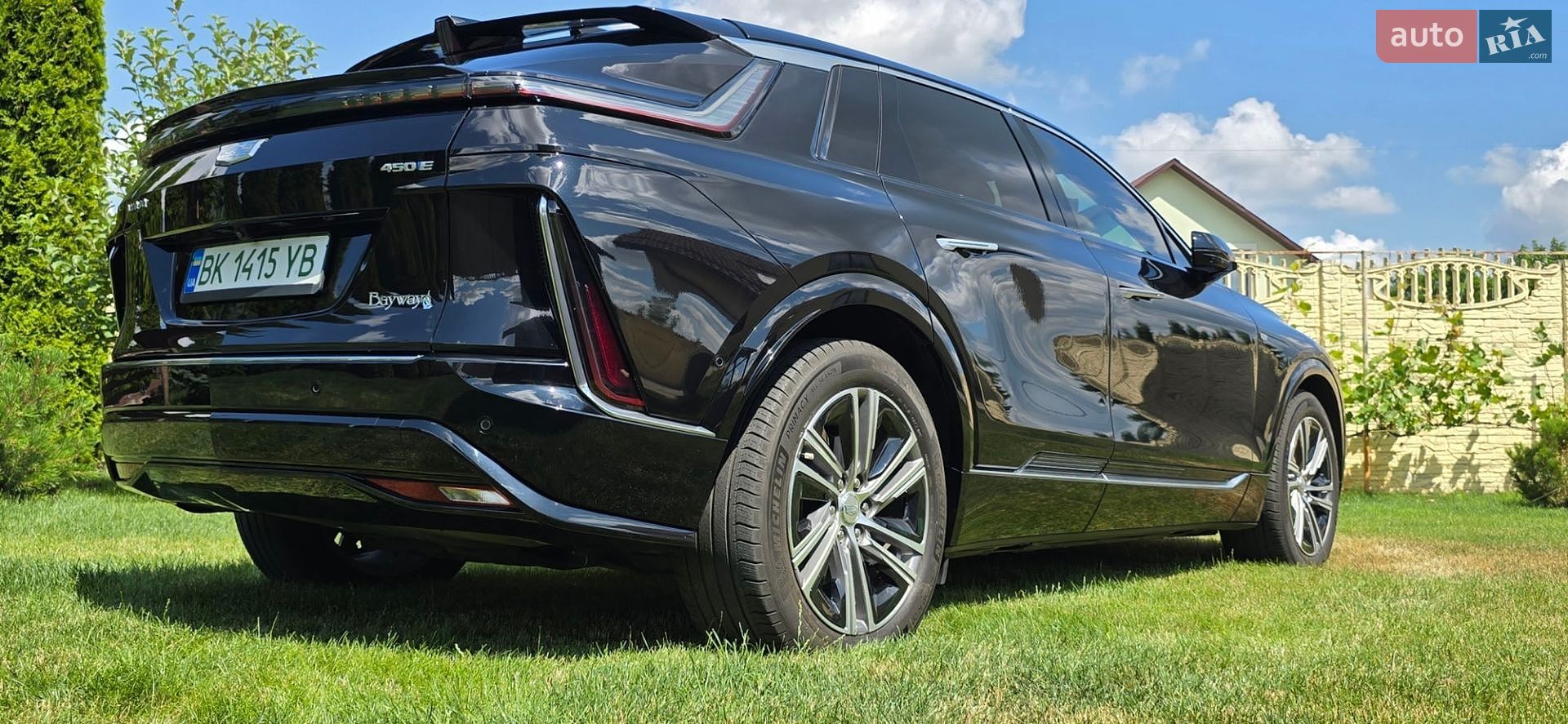 Cadillac Lyriq 2024 VIN 1GYKPPRK1RZ137520 фото оголошення 19 з 56