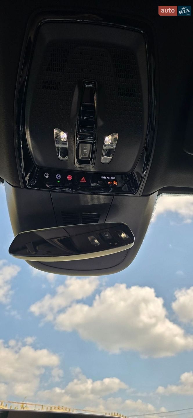 Cadillac Lyriq 2024 VIN 1GYKPPRK1RZ137520 фото оголошення 36 з 56
