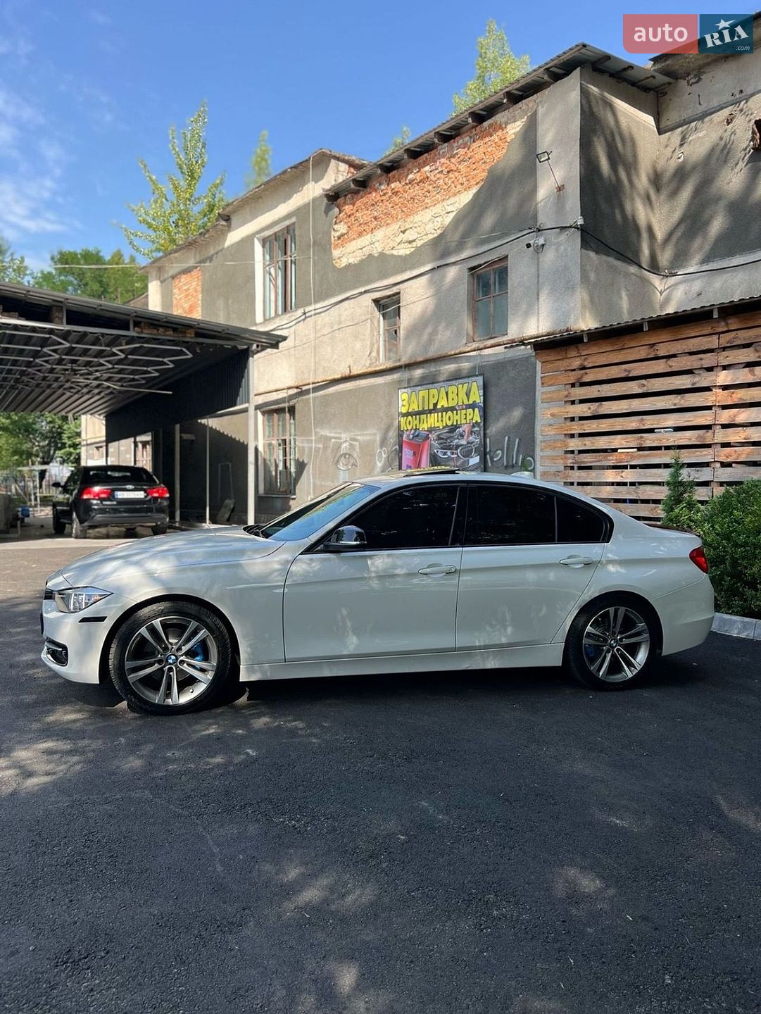 BMW 3 Series 2012 VIN WBA3A5C59CF349042 фото оголошення 34 з 42