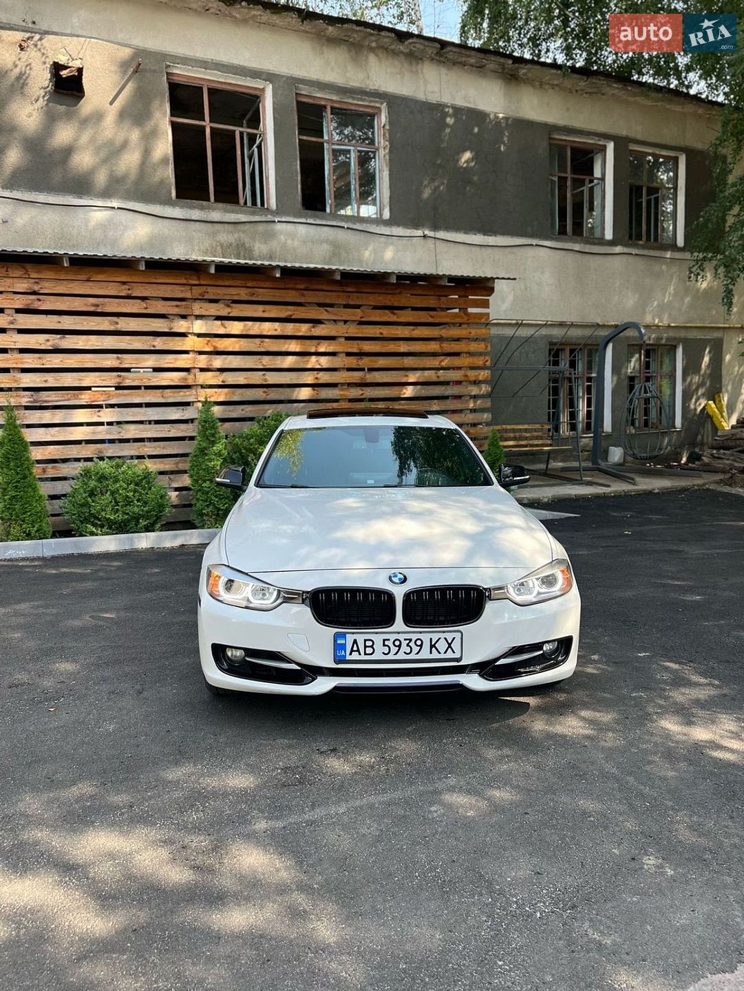 BMW 3 Series 2012 VIN WBA3A5C59CF349042 фото оголошення 32 з 42