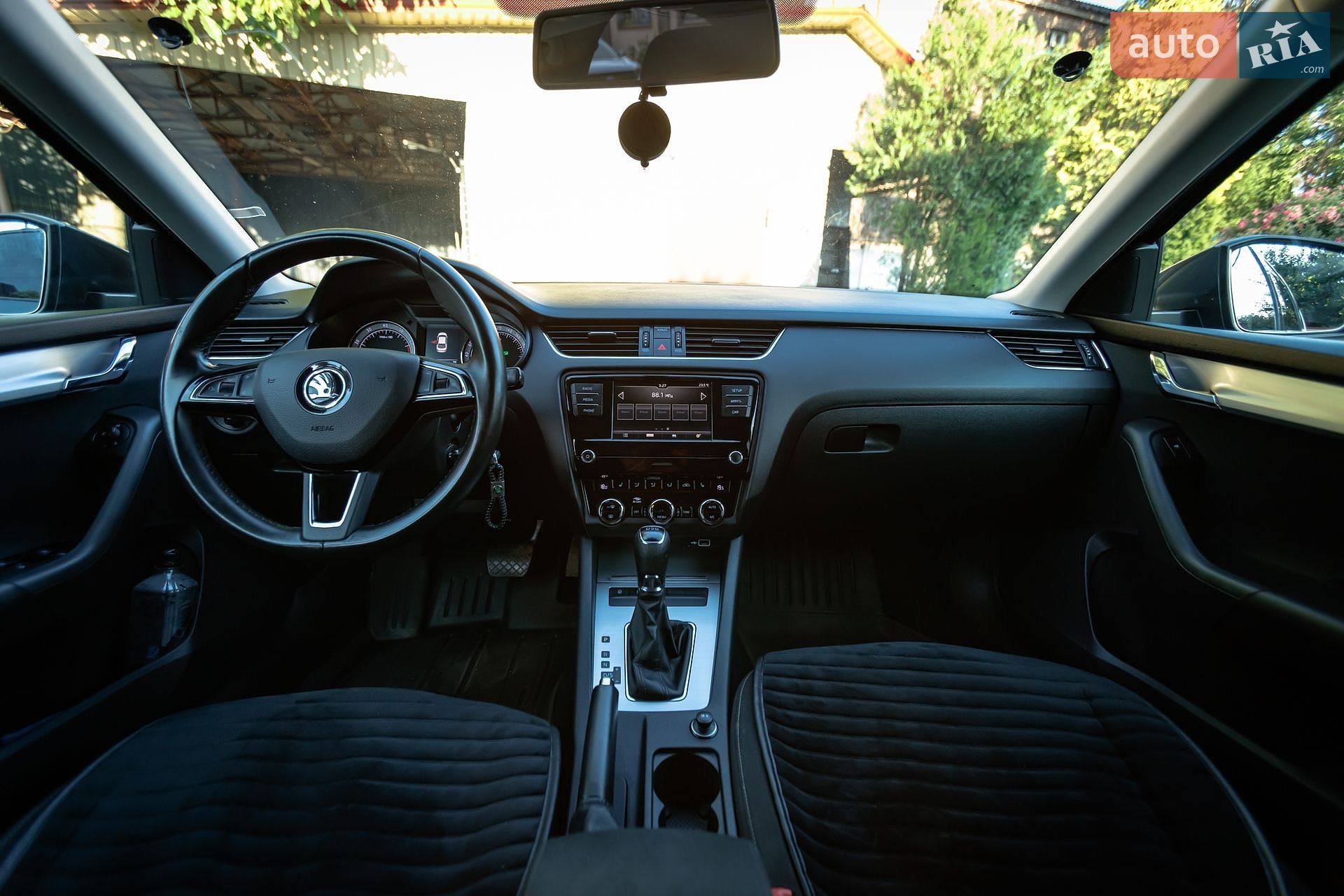 Skoda Octavia 2019 VIN TMBAC2NE3KB007415 фото оголошення 19 з 29