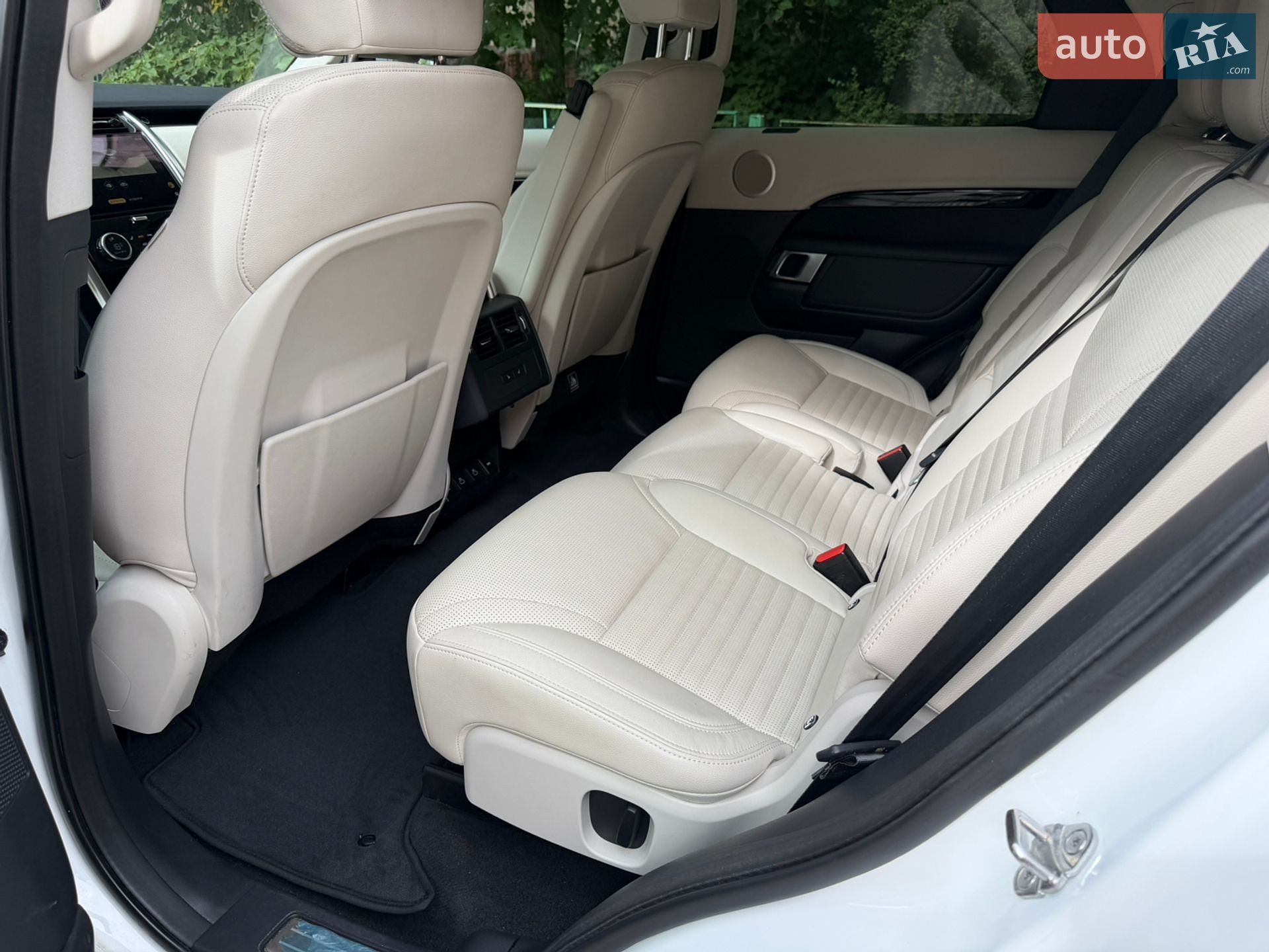 Land Rover Discovery 2021 VIN SALRA2BW9M2453862 фото оголошення 30 з 46