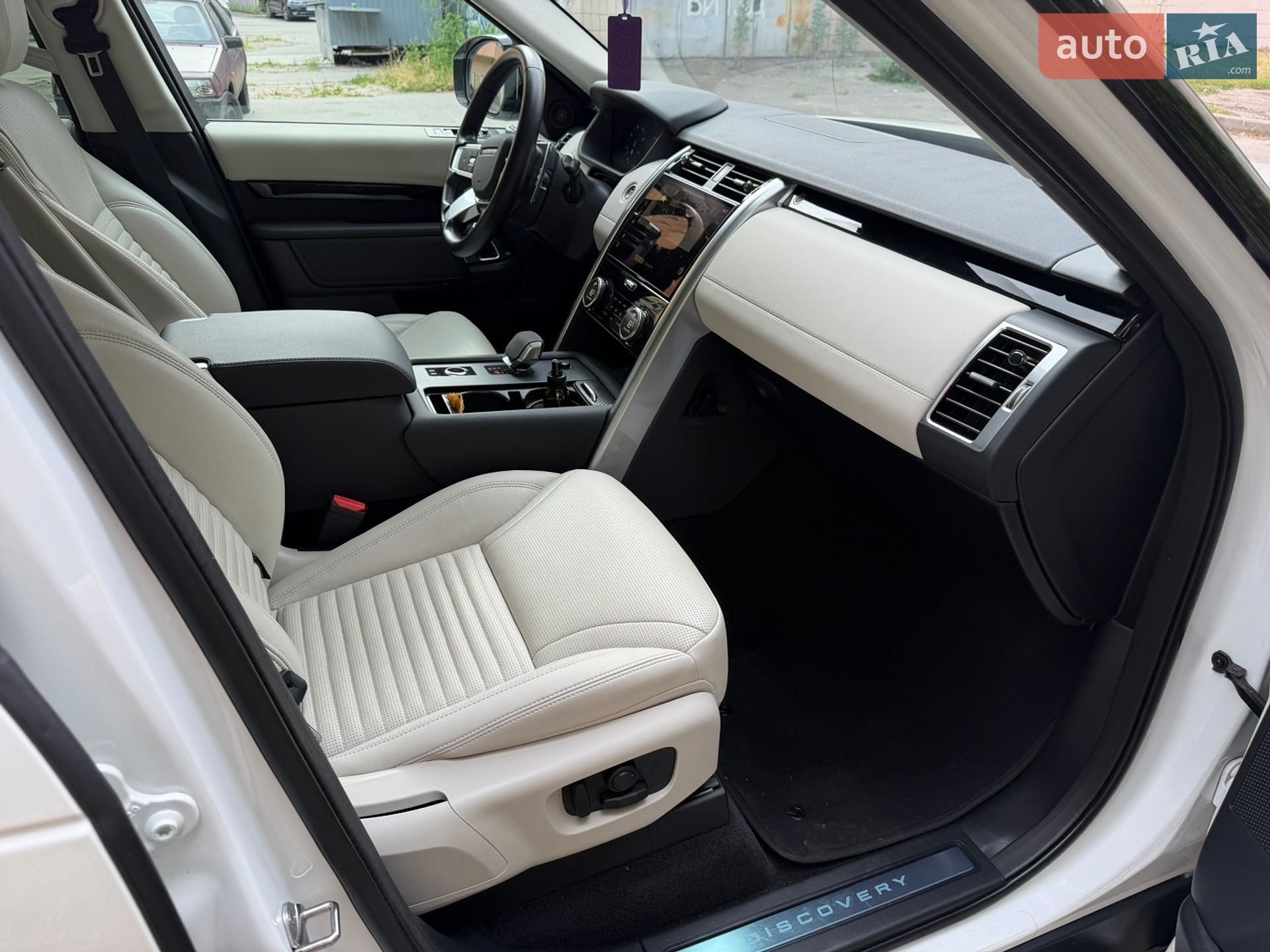 Land Rover Discovery 2021 VIN SALRA2BW9M2453862 фото оголошення 32 з 46