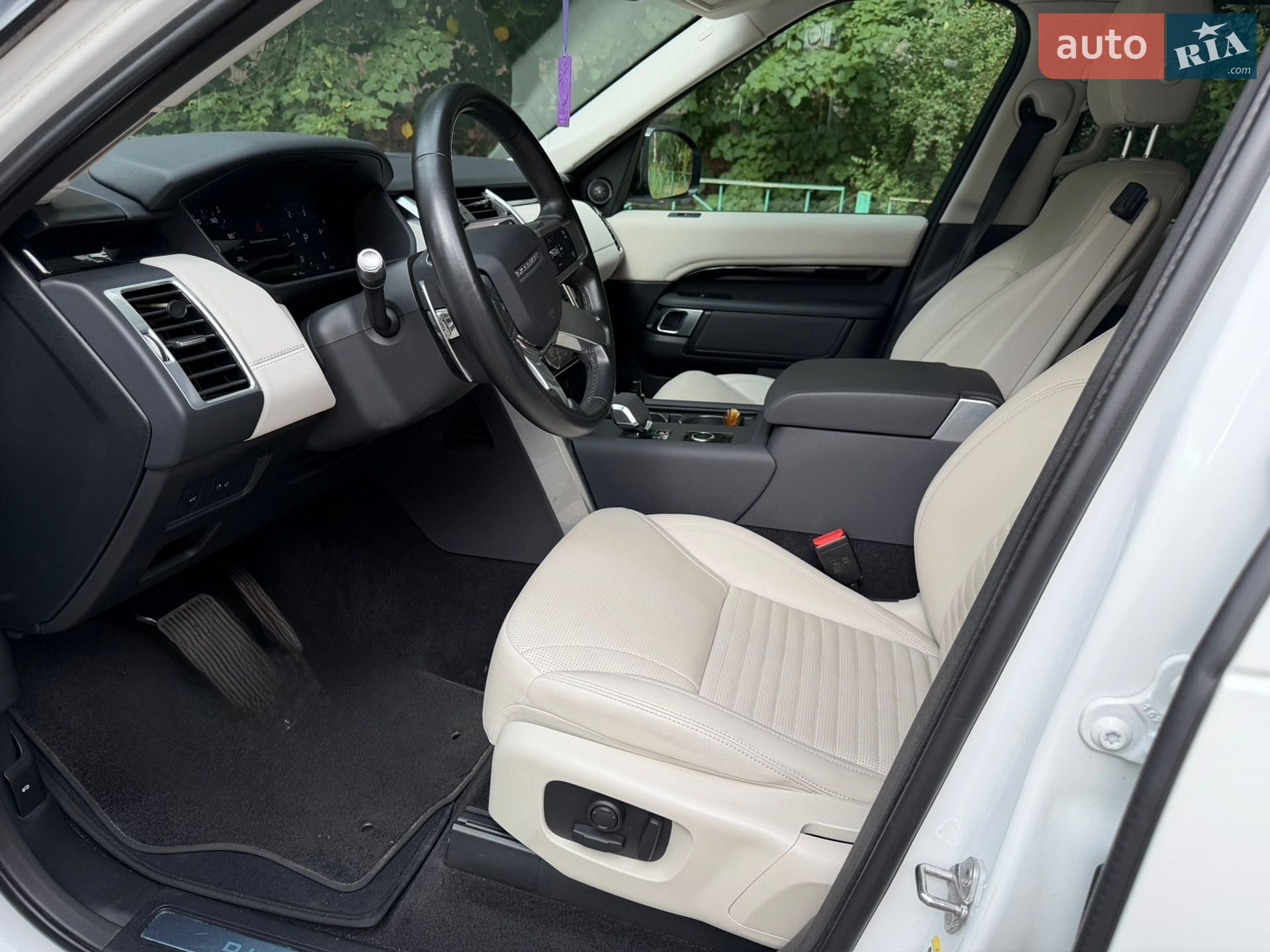 Land Rover Discovery 2021 VIN SALRA2BW9M2453862 фото оголошення 43 з 46