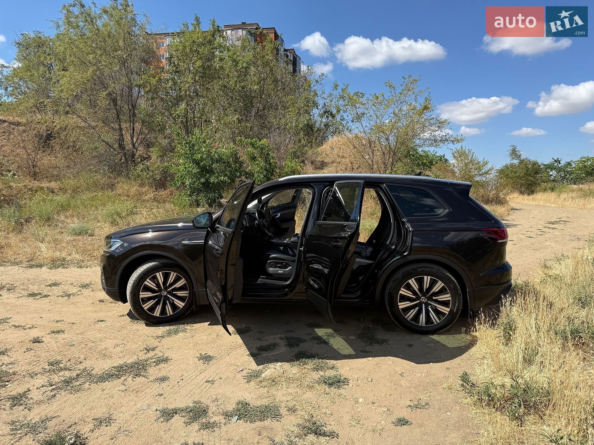 Volkswagen Touareg 2020 VIN WVGZZZCRZMD005579 фото оголошення 3 з 23