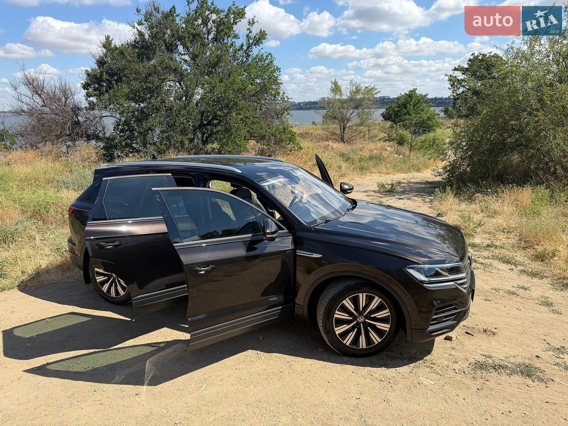 Volkswagen Touareg 2020 VIN WVGZZZCRZMD005579 фото оголошення 8 з 23