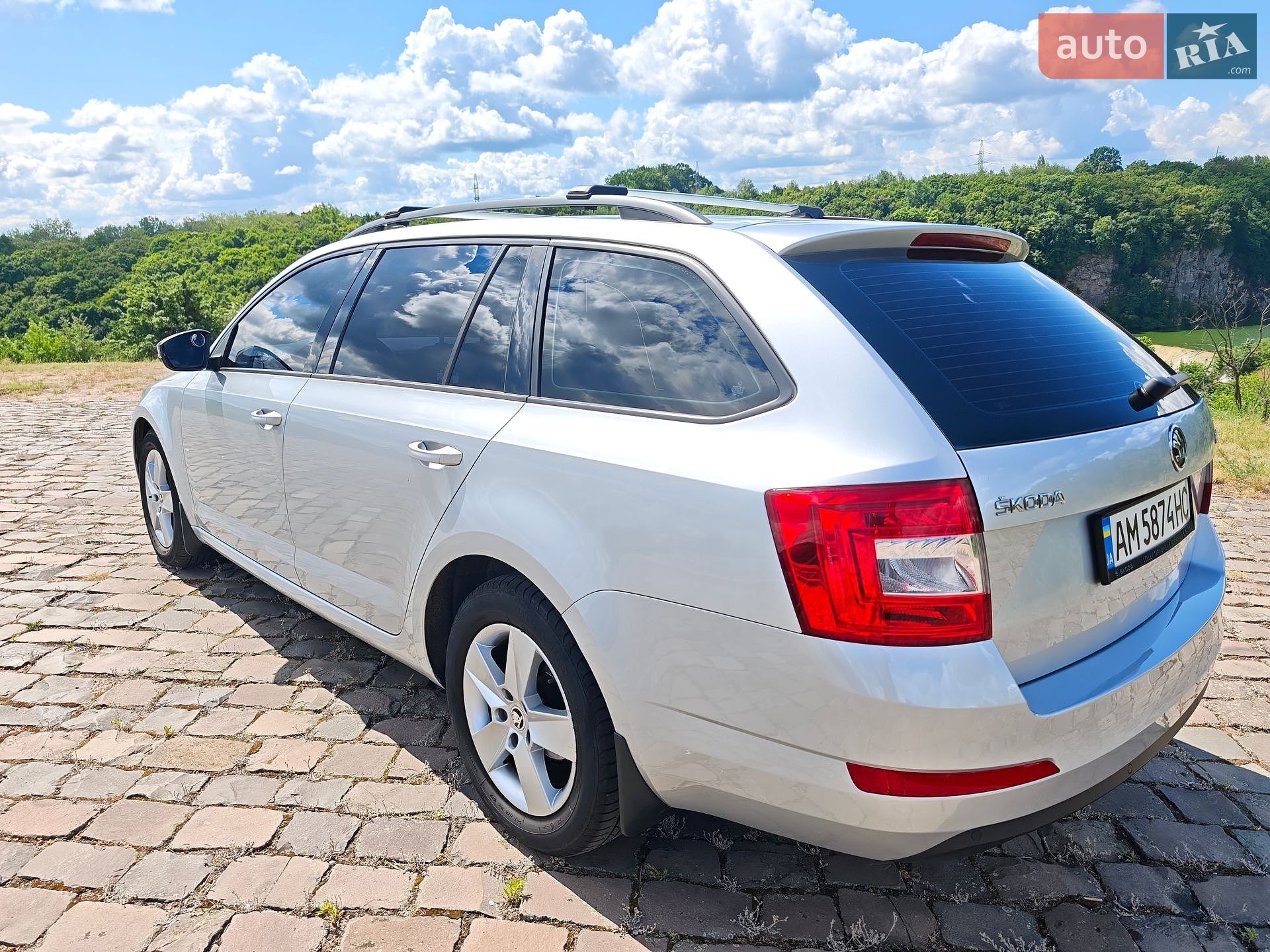 Skoda Octavia 2016 VIN TMBJJ7NE1H0092293 фото оголошення 9 з 31