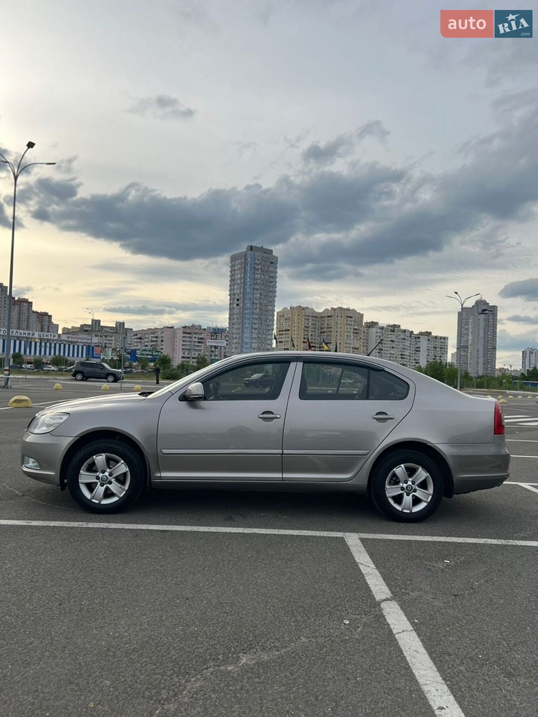 Skoda Octavia 2011 VIN TMBBA41Z6CB151587 фото оголошення 11 з 26