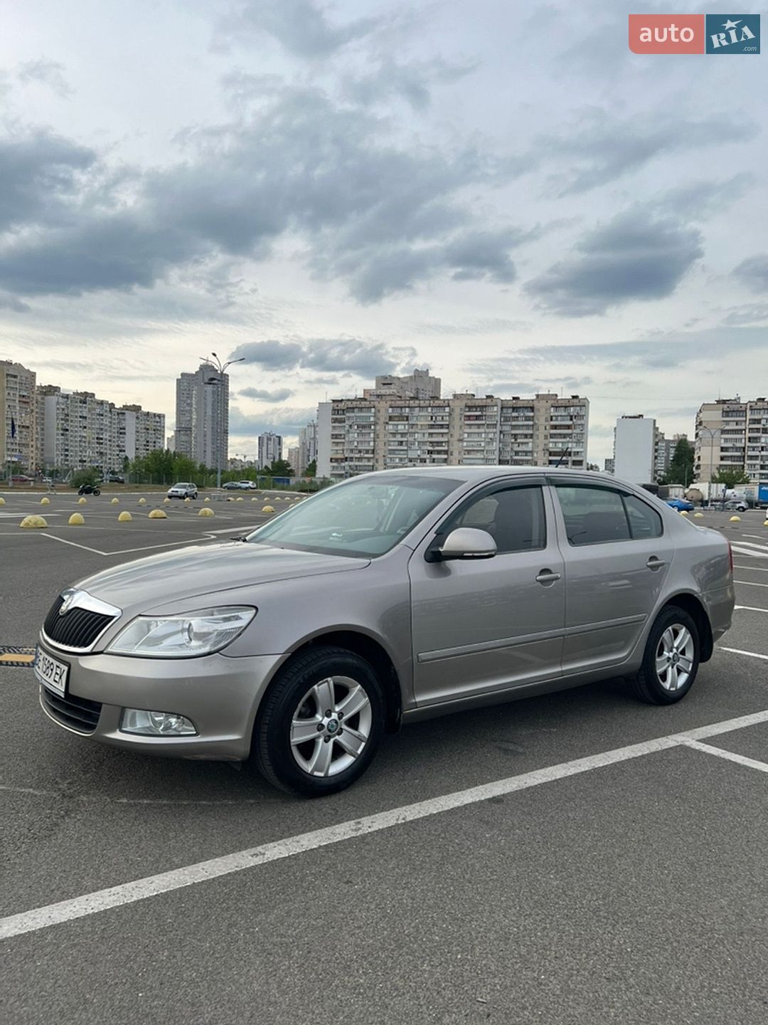 Skoda Octavia 2011 VIN TMBBA41Z6CB151587 фото оголошення 2 з 26