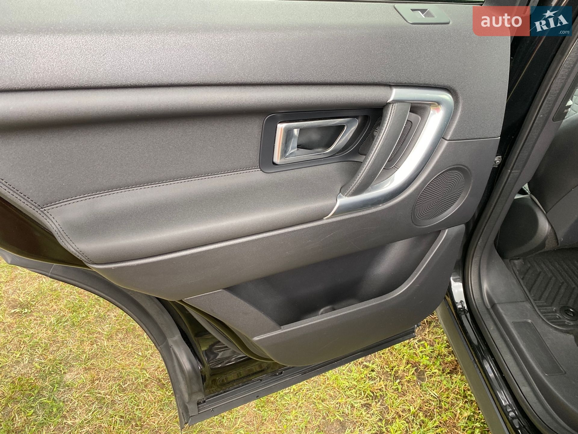 Land Rover Discovery Sport 2015 VIN SALCR2BG8GH551869 фото оголошення 36 з 46